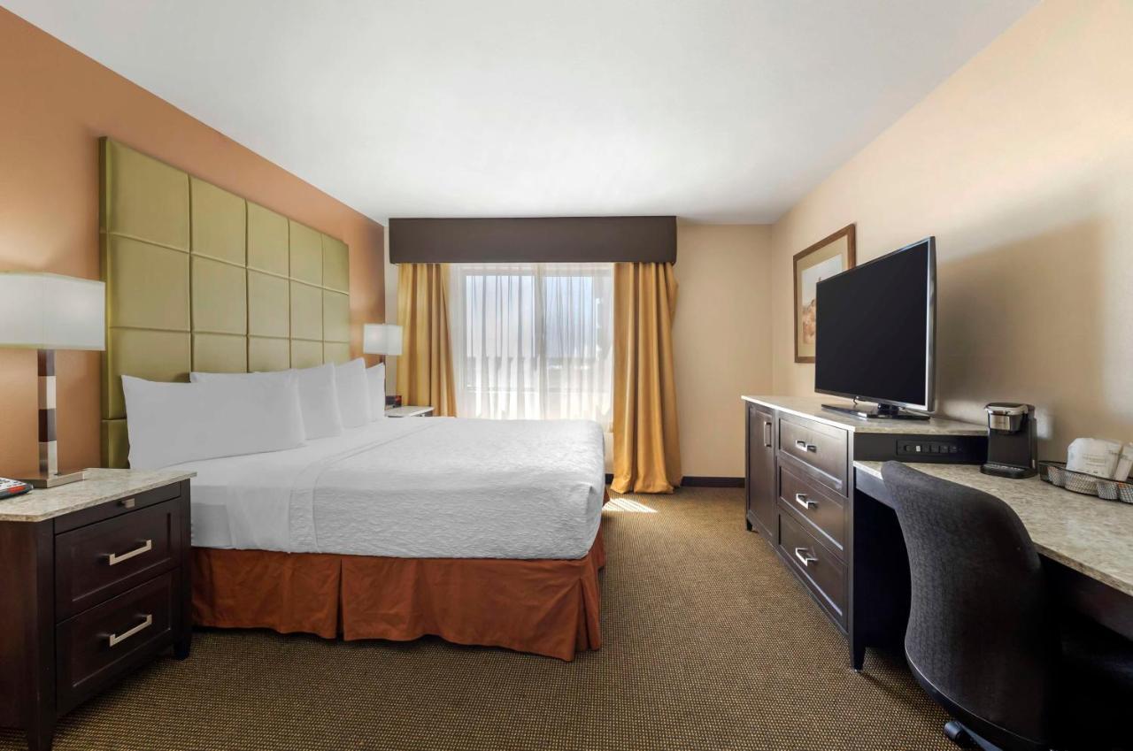 Best Western Plus Country Inn & Suites Додж-Сіті Екстер'єр фото