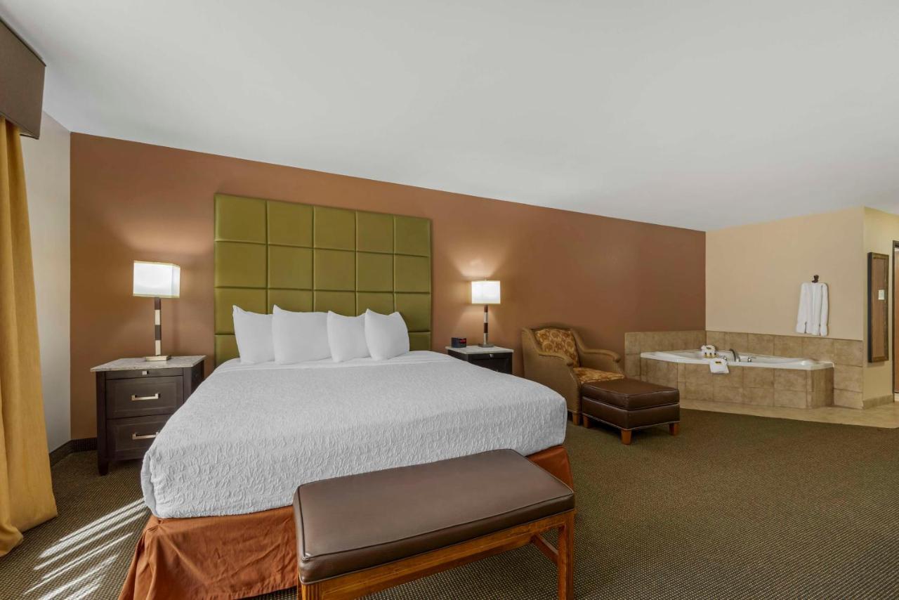 Best Western Plus Country Inn & Suites Додж-Сіті Екстер'єр фото