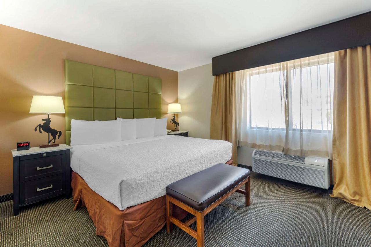 Best Western Plus Country Inn & Suites Додж-Сіті Екстер'єр фото