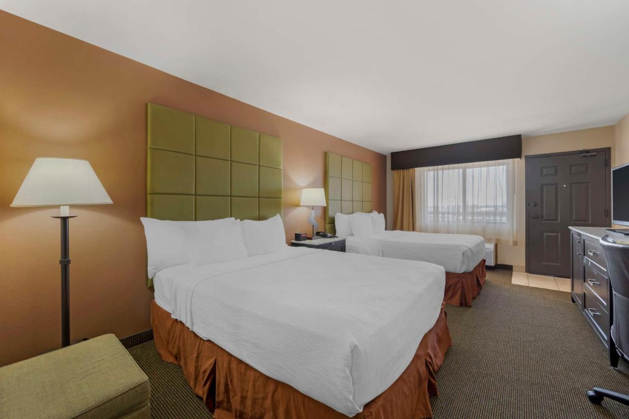 Best Western Plus Country Inn & Suites Додж-Сіті Екстер'єр фото