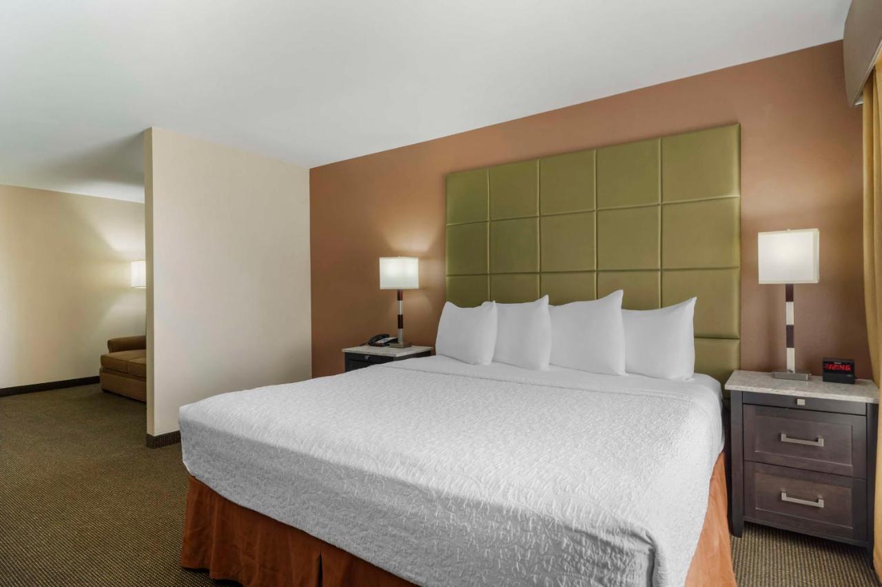 Best Western Plus Country Inn & Suites Додж-Сіті Екстер'єр фото